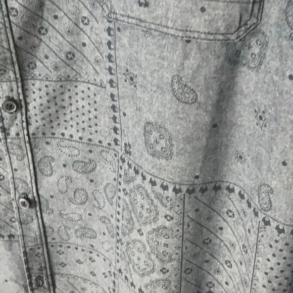 Mossimo Supply Co. Dark Patterned Shirt - Picture 4 of 11